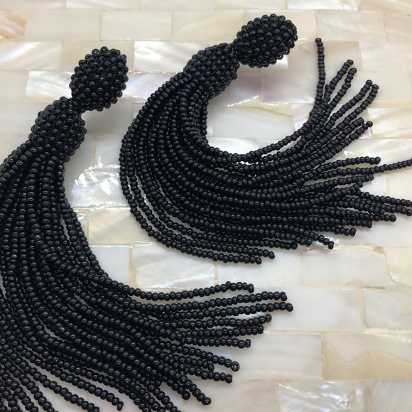 ⭐️New⭐️ Post Drop Black Beaded Tassel Earrings - Picture 6 of 9